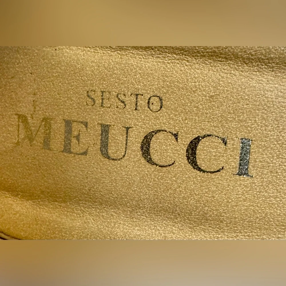 Gold Italian Sesto Meucci Glam platform ankle strap leather heels.Size 9